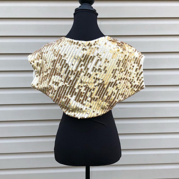 NWT Arden B. Cream Gold Sequin Sweater Shrug - Picture 3 of 8